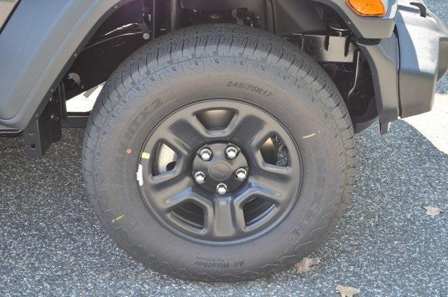 new 2025 Jeep Wrangler car, priced at $46,345