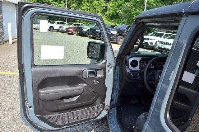 new 2025 Jeep Wrangler car, priced at $46,345