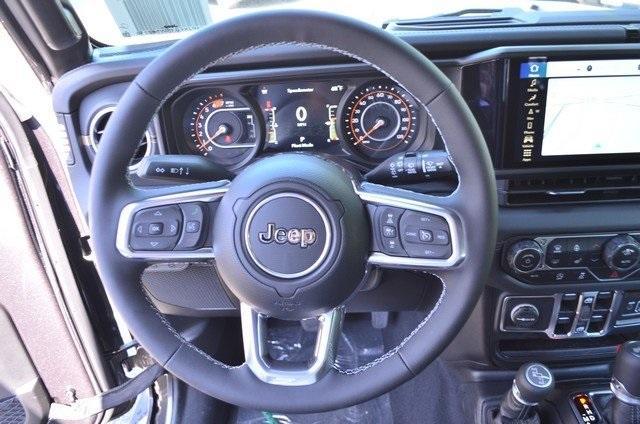 new 2025 Jeep Wrangler car, priced at $62,215