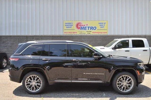 used 2022 Jeep Grand Cherokee car, priced at $45,987