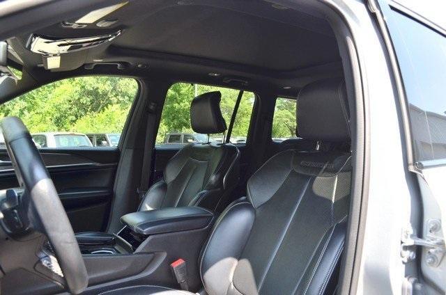 used 2022 Jeep Grand Cherokee car, priced at $30,987