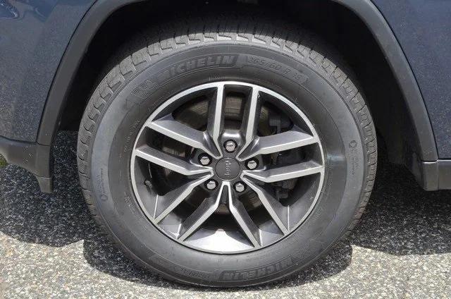 used 2021 Jeep Grand Cherokee car, priced at $28,987