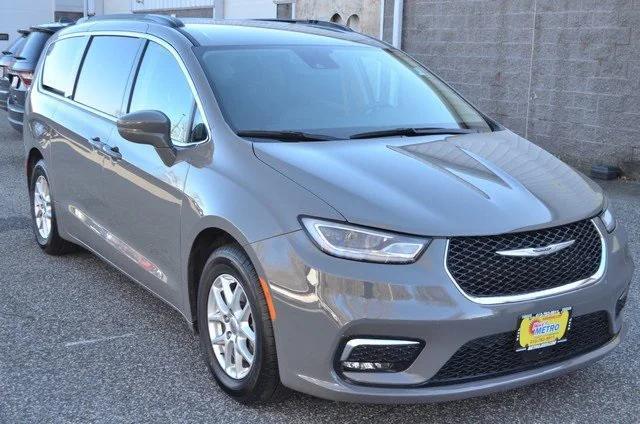 used 2022 Chrysler Pacifica car, priced at $24,487