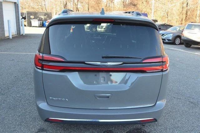 used 2022 Chrysler Pacifica car, priced at $24,487