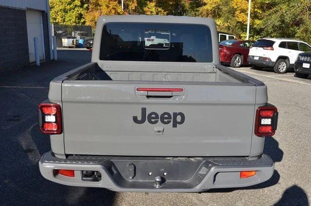 used 2023 Jeep Gladiator car, priced at $37,487