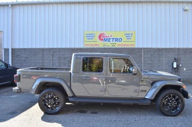 used 2023 Jeep Gladiator car, priced at $37,487