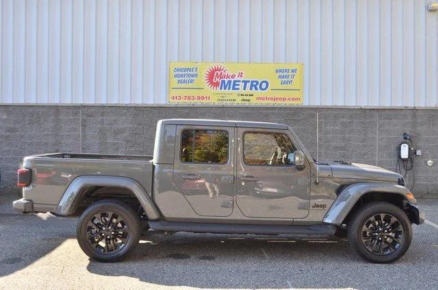 used 2023 Jeep Gladiator car, priced at $37,487