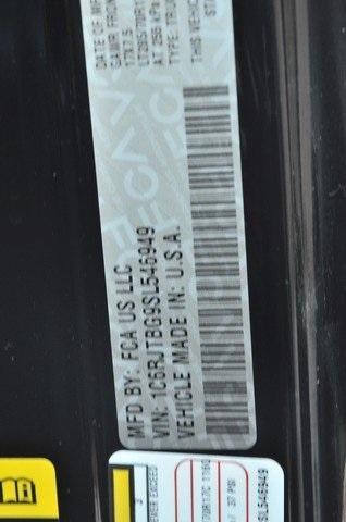 new 2025 Jeep Gladiator car, priced at $58,600