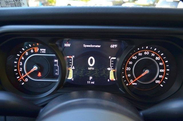 new 2025 Jeep Gladiator car, priced at $58,600