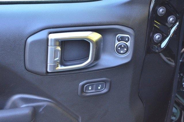 new 2025 Jeep Gladiator car, priced at $58,600