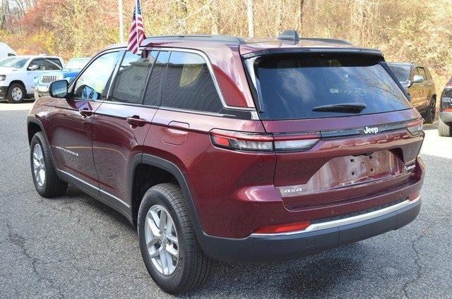 new 2025 Jeep Grand Cherokee car, priced at $42,375