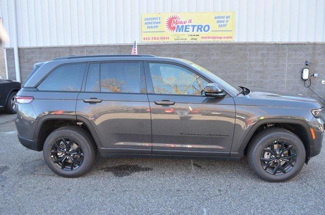 new 2025 Jeep Grand Cherokee car, priced at $46,530