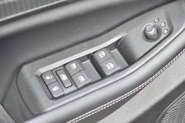 new 2025 Jeep Grand Cherokee L car, priced at $46,670