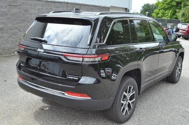 new 2024 Jeep Grand Cherokee car, priced at $45,710