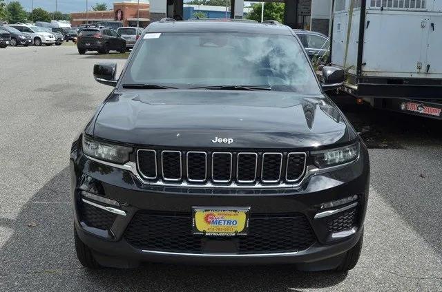 new 2024 Jeep Grand Cherokee car, priced at $45,710