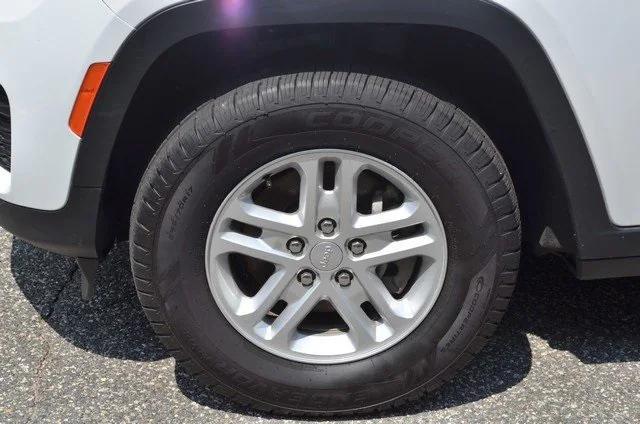 used 2023 Jeep Grand Cherokee car, priced at $28,987