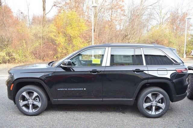 new 2024 Jeep Grand Cherokee 4xe car, priced at $53,664