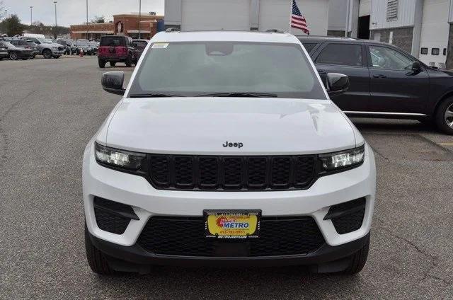 new 2025 Jeep Grand Cherokee car, priced at $43,435