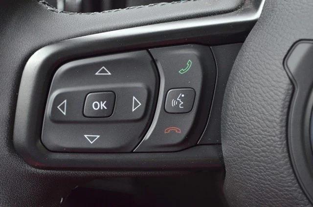 new 2025 Jeep Gladiator car, priced at $45,255