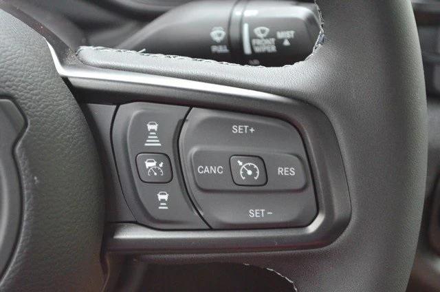 new 2025 Jeep Gladiator car, priced at $45,255
