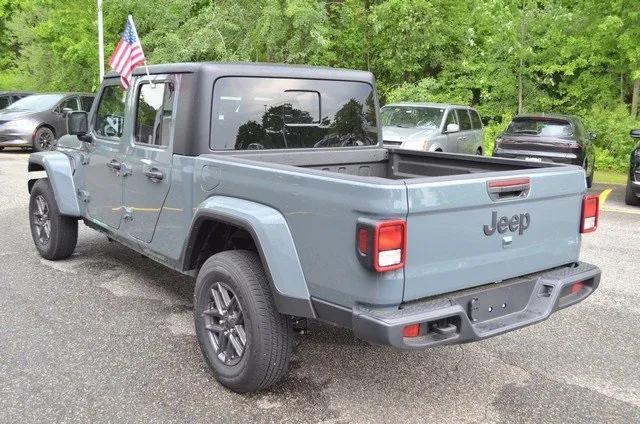new 2025 Jeep Gladiator car, priced at $45,255