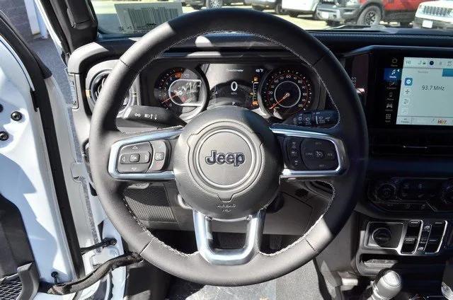 new 2025 Jeep Wrangler car, priced at $55,715
