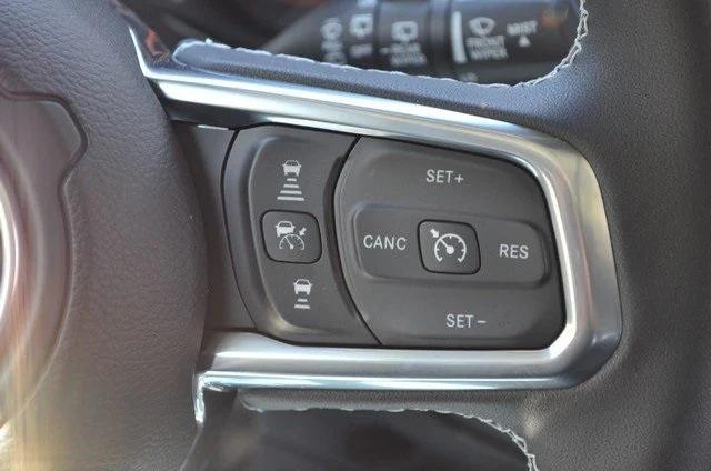 new 2025 Jeep Wrangler car, priced at $55,715