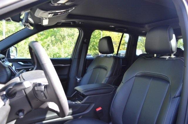 new 2025 Jeep Grand Cherokee car, priced at $52,935