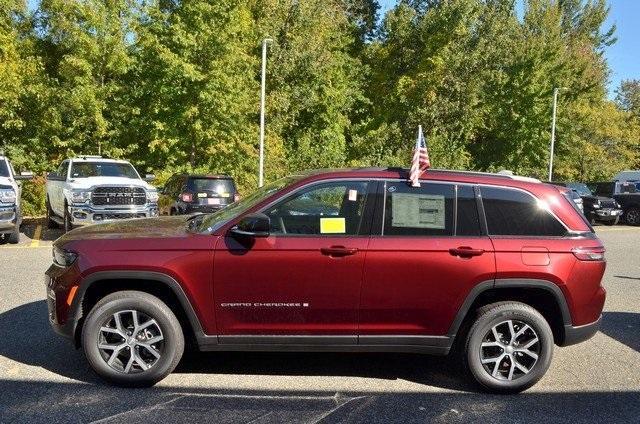 new 2025 Jeep Grand Cherokee car, priced at $52,935