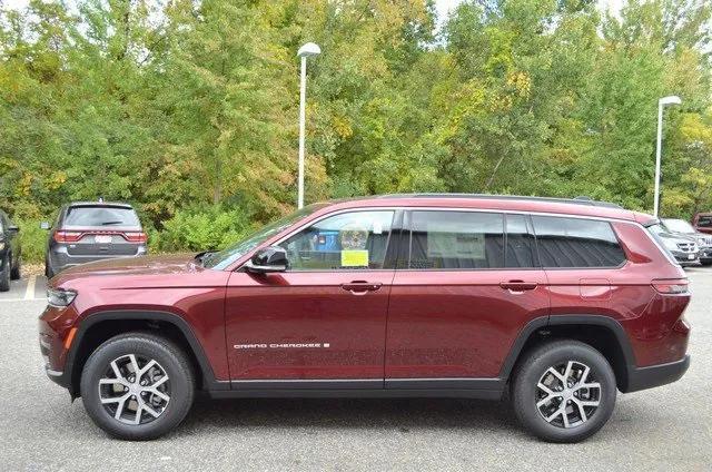 new 2024 Jeep Grand Cherokee L car, priced at $49,660