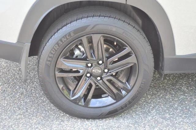 used 2024 Chevrolet Trax car, priced at $22,987