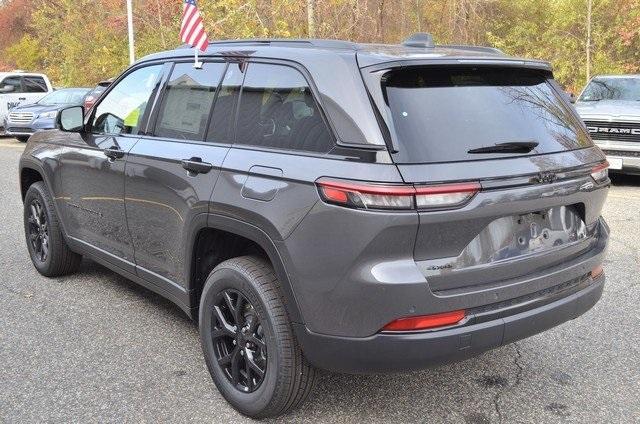 new 2025 Jeep Grand Cherokee car, priced at $46,730