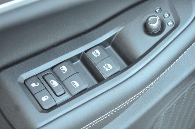 new 2025 Jeep Grand Cherokee car, priced at $52,735