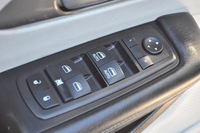 used 2023 Chrysler Pacifica car, priced at $25,987