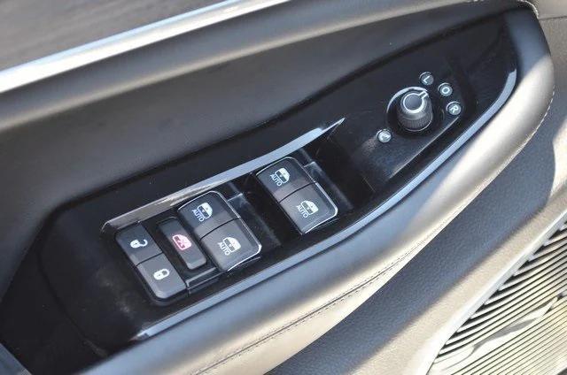 used 2021 Jeep Grand Cherokee L car, priced at $40,987