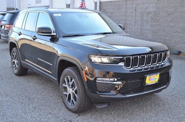 new 2025 Jeep Grand Cherokee car, priced at $52,935