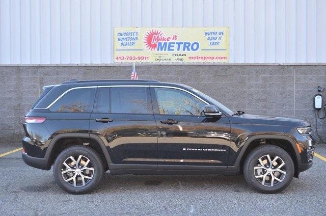 new 2025 Jeep Grand Cherokee car, priced at $52,935