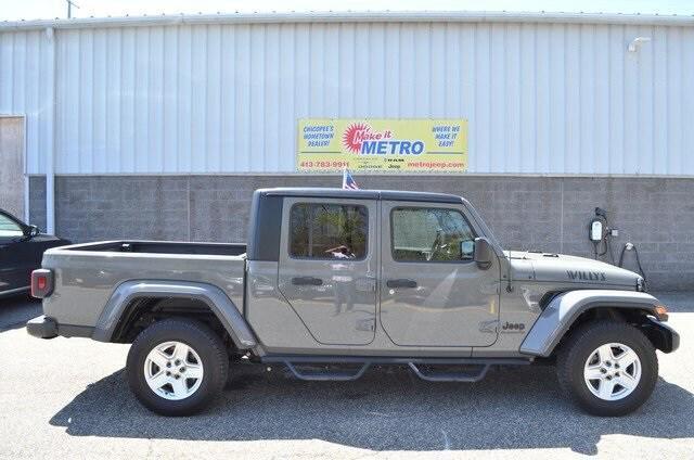 used 2022 Jeep Gladiator car, priced at $31,987