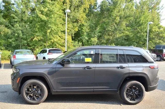 new 2024 Jeep Grand Cherokee car, priced at $45,934