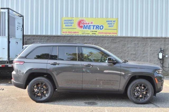 new 2024 Jeep Grand Cherokee car, priced at $45,934