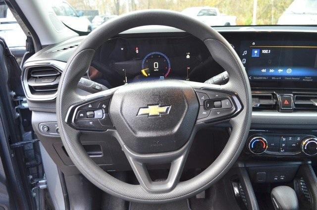 used 2025 Chevrolet TrailBlazer car, priced at $22,687