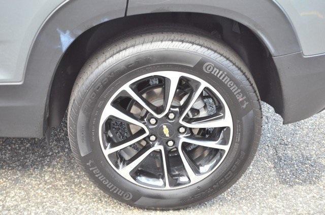 used 2025 Chevrolet TrailBlazer car, priced at $22,687