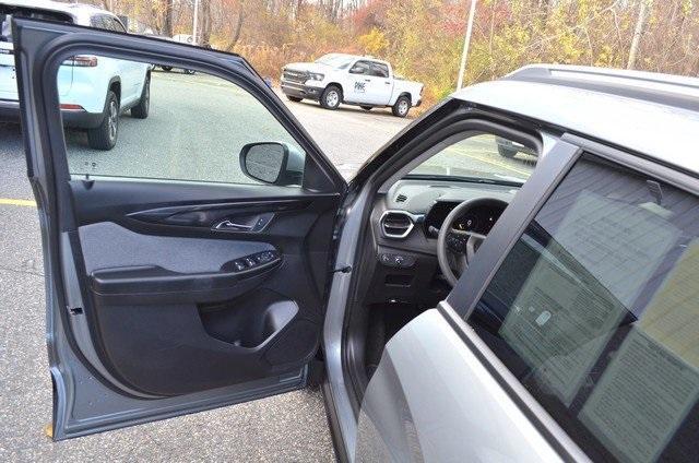 used 2025 Chevrolet TrailBlazer car, priced at $22,687