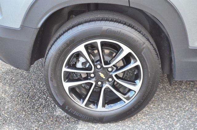 used 2025 Chevrolet TrailBlazer car, priced at $22,687