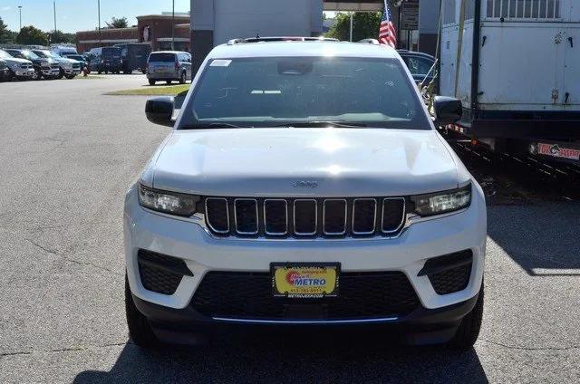 new 2024 Jeep Grand Cherokee car, priced at $41,254