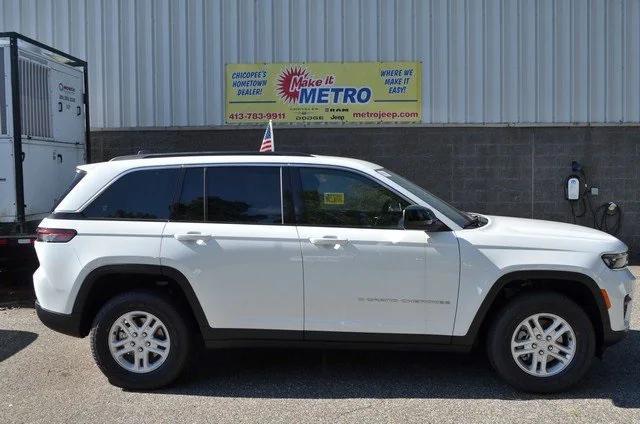 new 2024 Jeep Grand Cherokee car, priced at $41,254