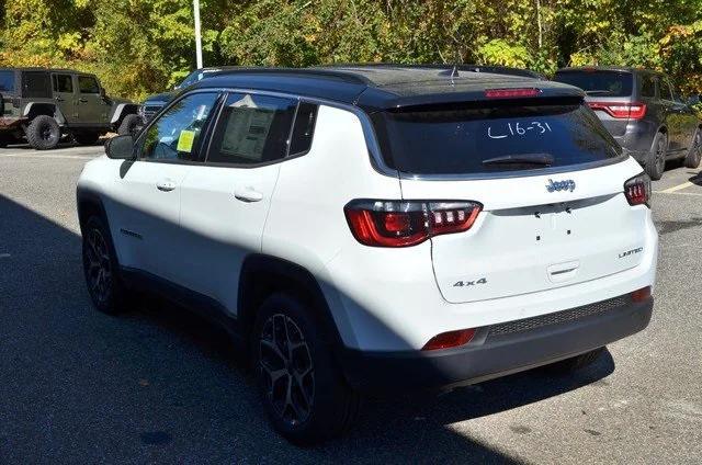 new 2025 Jeep Compass car, priced at $32,040