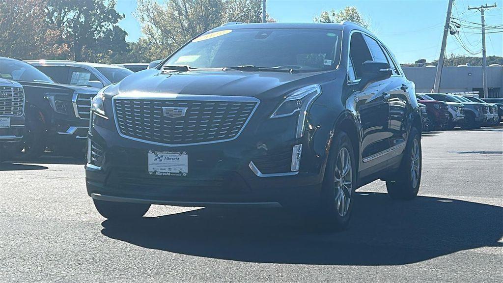 used 2022 Cadillac XT5 car, priced at $33,477