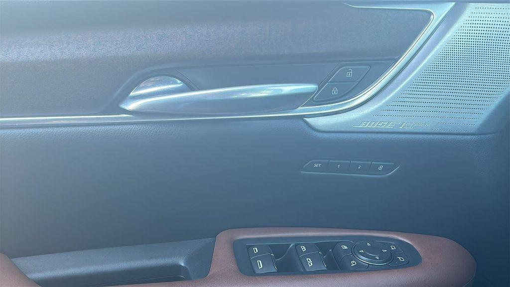 used 2022 Cadillac XT5 car, priced at $33,477