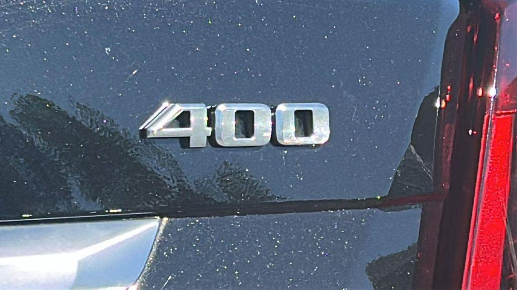 used 2022 Cadillac XT5 car, priced at $33,477